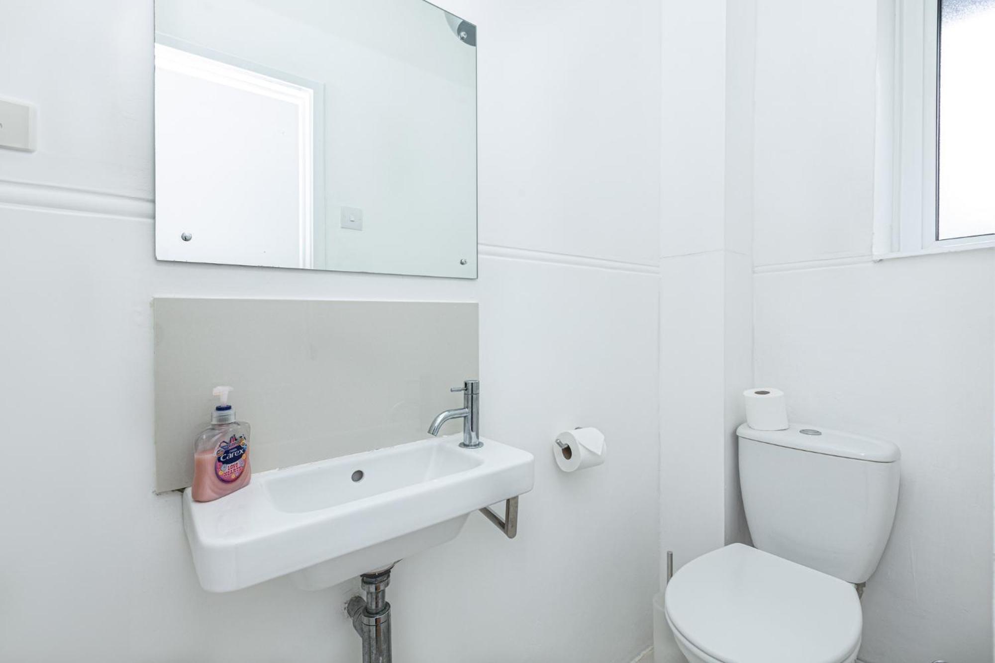 Bright Modern 1 Bedroom Flat, 5 Min To Vauxhall St Лондон Экстерьер фото
